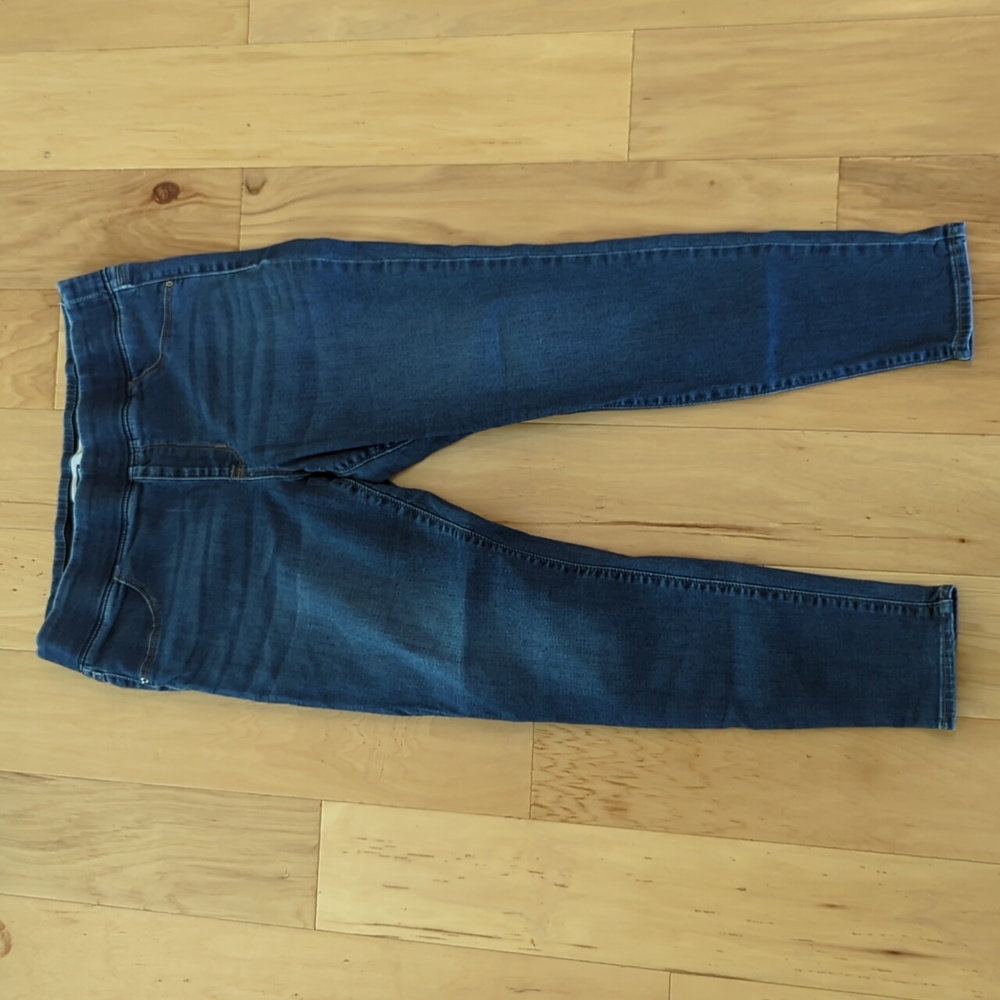 Old Navy Rockstar jeggings, 14 short